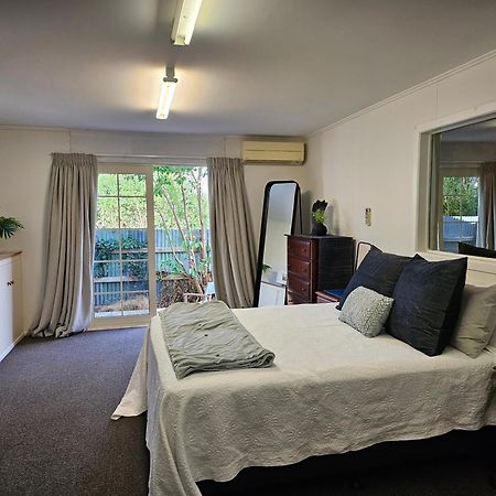 Magnolia House Apartman Featherston Kültér fotó