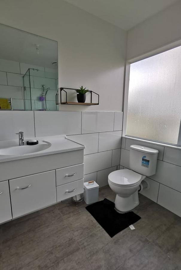 Magnolia House Apartman Featherston Kültér fotó