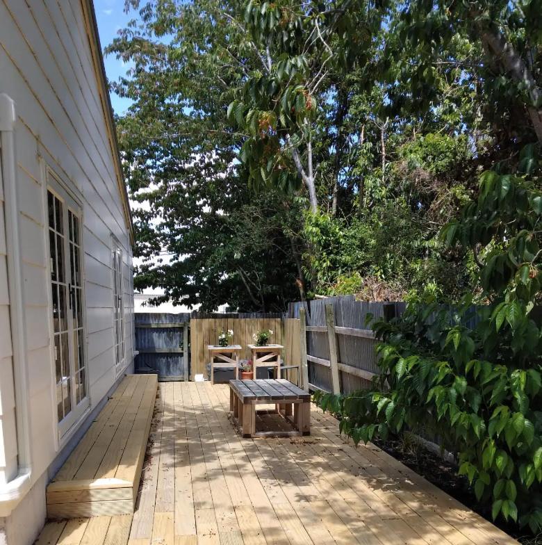 Magnolia House Apartman Featherston Kültér fotó