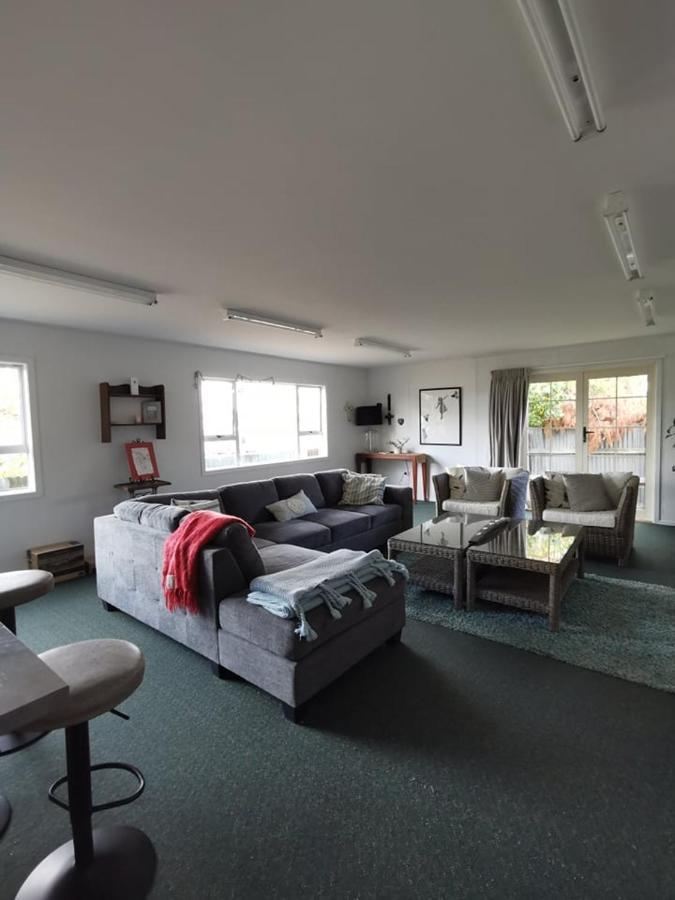 Magnolia House Apartman Featherston Kültér fotó